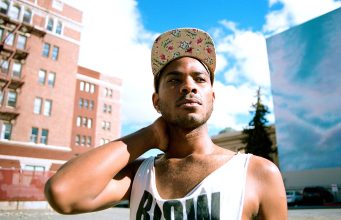 5 Badass Women and their Famillies that Were There Through it All